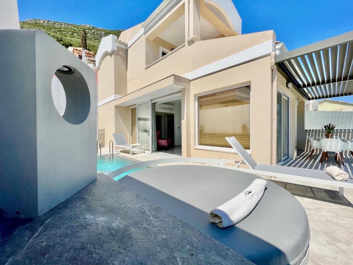 Luxury Villa Barbati Sun With Private Pool By Dadovillas Zewnętrze zdjęcie